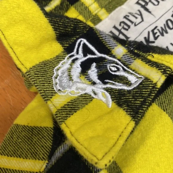 Cakeworthy Harry Potter Hufflepuff Embroidered Flannel Shirt - Picture 9 of 10